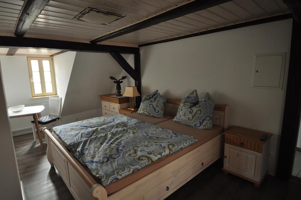 Gasthaus Und Ferienwohnungen "Zum Buechsenmacher" Вернігероде Екстер'єр фото